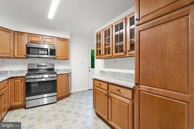 7100 OLD CHAPEL DR, Bowie, MD 20715