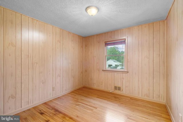 7100 OLD CHAPEL DR, Bowie, MD 20715