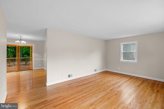 7100 OLD CHAPEL DR, Bowie, MD 20715