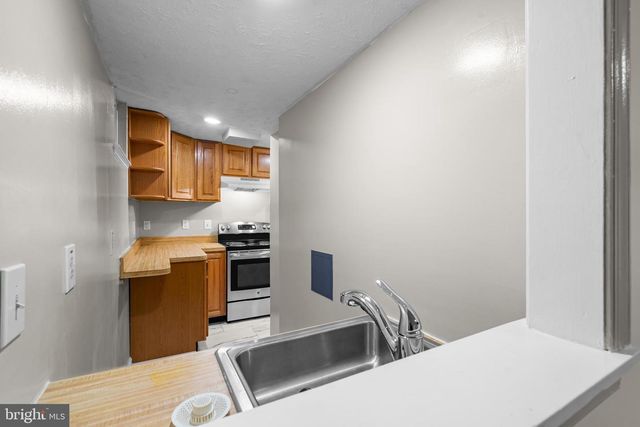 7100 OLD CHAPEL DR, Bowie, MD 20715