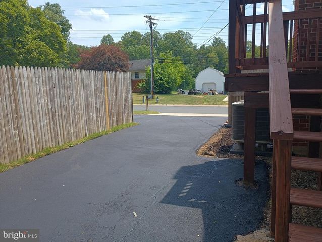 7100 OLD CHAPEL DR, Bowie, MD 20715