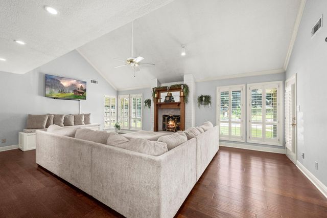 12811 Hunterfield Drive, Cypress, TX 77429
