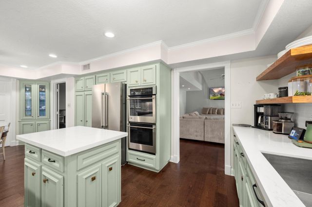 12811 Hunterfield Drive, Cypress, TX 77429