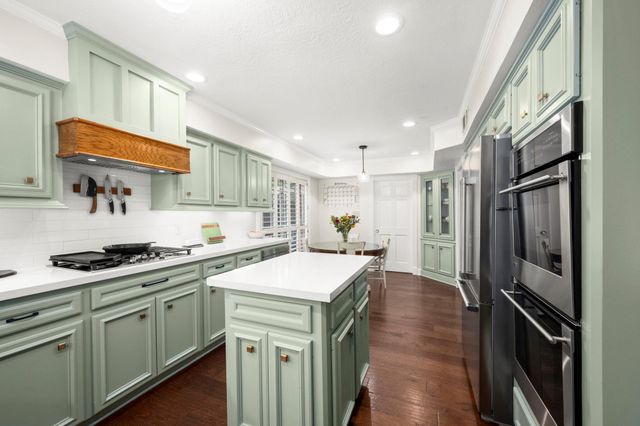 12811 Hunterfield Drive, Cypress, TX 77429
