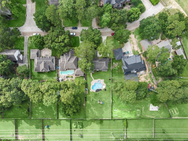 12811 Hunterfield Drive, Cypress, TX 77429