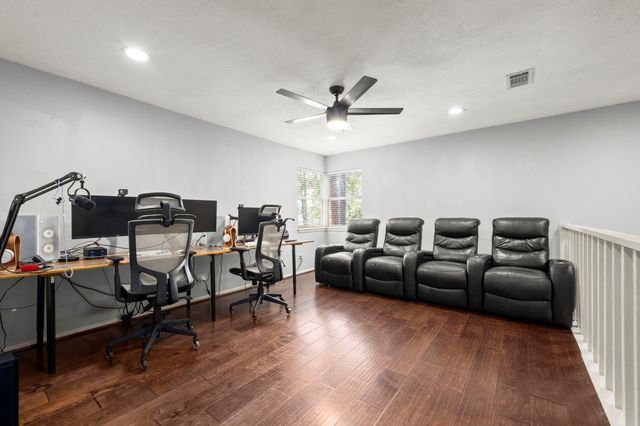 12811 Hunterfield Drive, Cypress, TX 77429