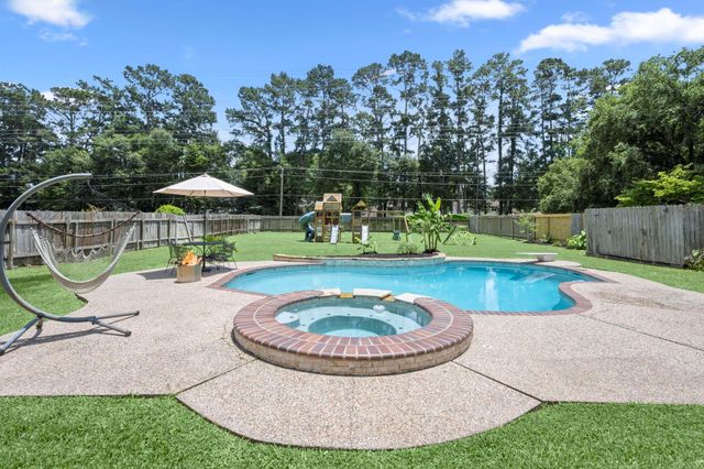 12811 Hunterfield Drive, Cypress, TX 77429