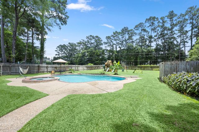 12811 Hunterfield Drive, Cypress, TX 77429