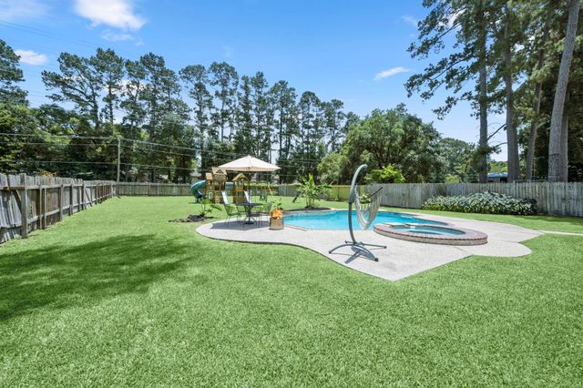 12811 Hunterfield Drive, Cypress, TX 77429
