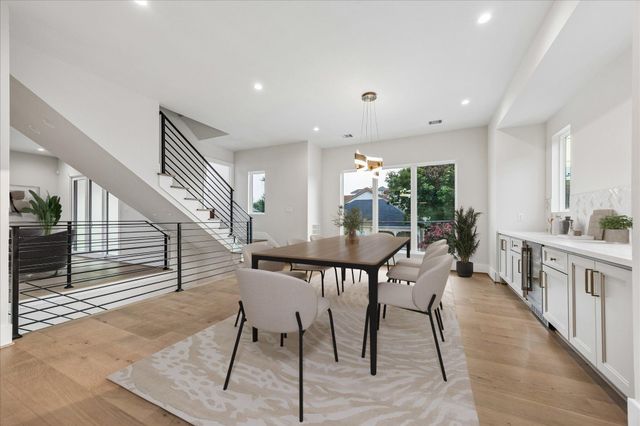 617 Bomar Street, Houston, TX 77006