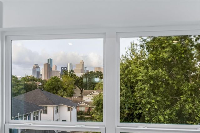 617 Bomar Street, Houston, TX 77006