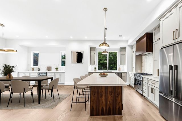 617 Bomar Street, Houston, TX 77006