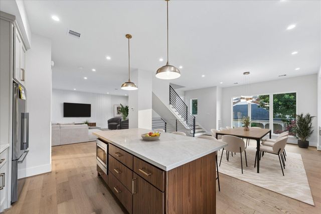 617 Bomar Street, Houston, TX 77006