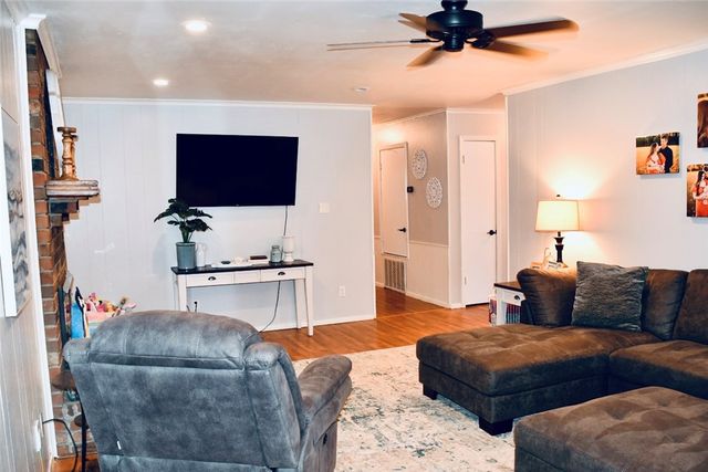 2921 Honeysuckle Lane, Russellville, AR 72801