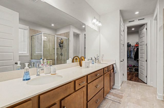 267 Pin High Dr, Mount Juliet, TN 37122