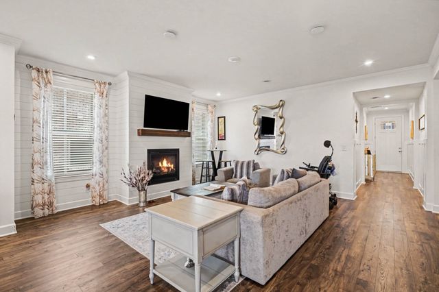 267 Pin High Dr, Mount Juliet, TN 37122