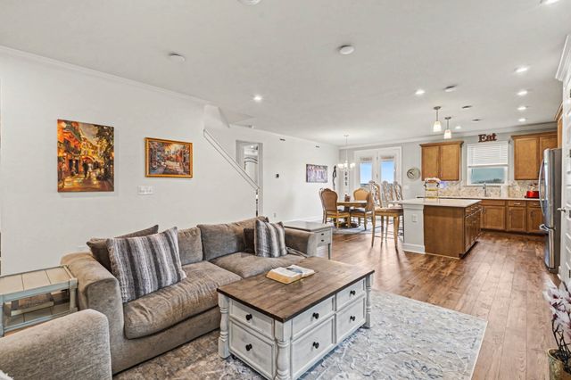 267 Pin High Dr, Mount Juliet, TN 37122