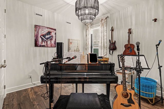 267 Pin High Dr, Mount Juliet, TN 37122