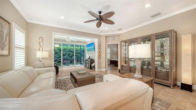 4956 MAYMONT PARK CIRCLE, Bradenton, FL 34203