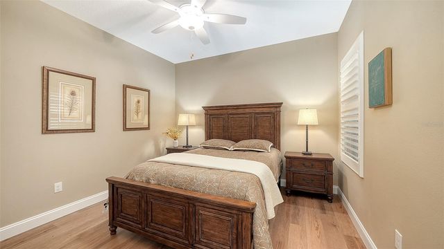 4956 MAYMONT PARK CIRCLE, Bradenton, FL 34203