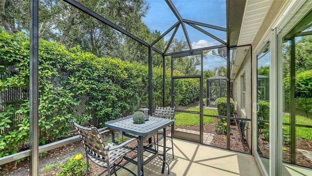 4956 MAYMONT PARK CIRCLE, Bradenton, FL 34203