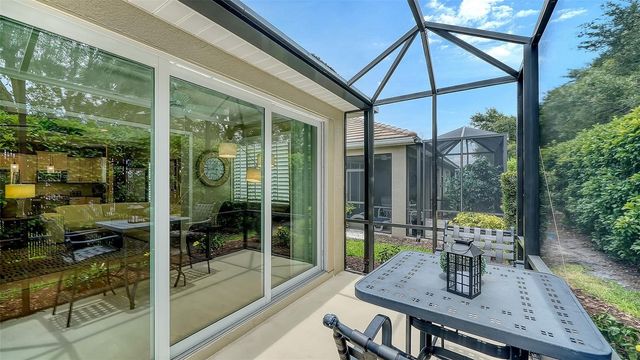 4956 MAYMONT PARK CIRCLE, Bradenton, FL 34203