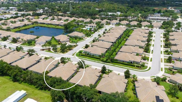 4956 MAYMONT PARK CIRCLE, Bradenton, FL 34203