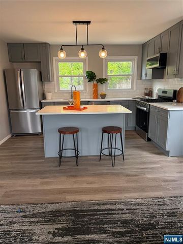 168-170 Manchester Avenue, Paterson, NJ 07502