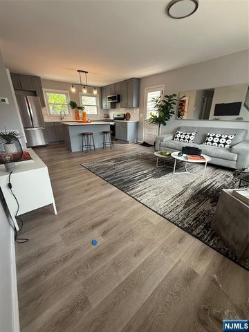 168-170 Manchester Avenue, Paterson, NJ 07502