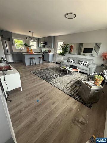 168-170 Manchester Avenue, Paterson, NJ 07502