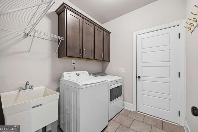 2571 Fairfield Springs Lane, Statham, GA 30666