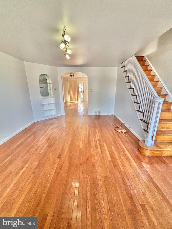 2016 DEVEREAUX AVE, PHILADELPHIA, PA 19149 — photo 2
