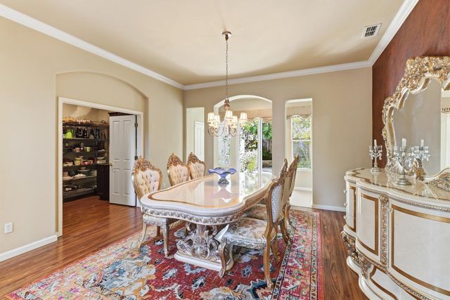 3762 Clubside Ln, Sacramento, CA 95835