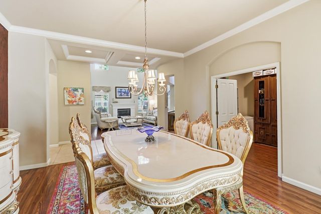 3762 Clubside Ln, Sacramento, CA 95835