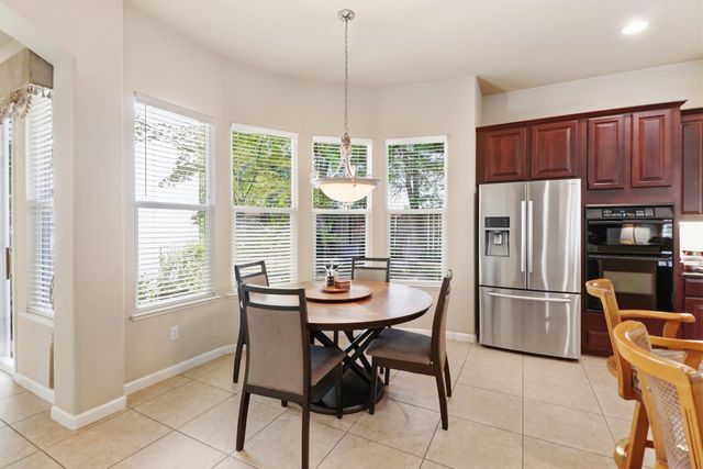 3762 Clubside Ln, Sacramento, CA 95835