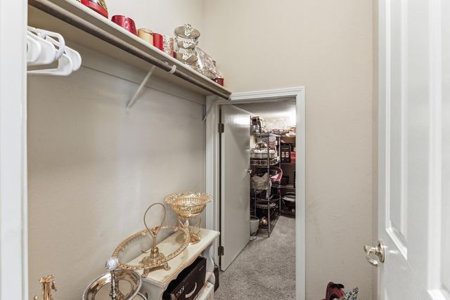 3762 Clubside Ln, Sacramento, CA 95835