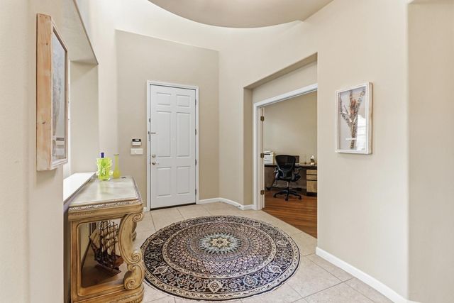 3762 Clubside Ln, Sacramento, CA 95835