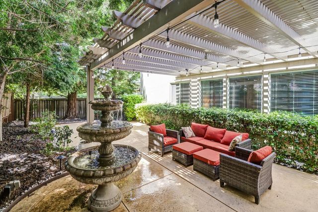 3762 Clubside Ln, Sacramento, CA 95835