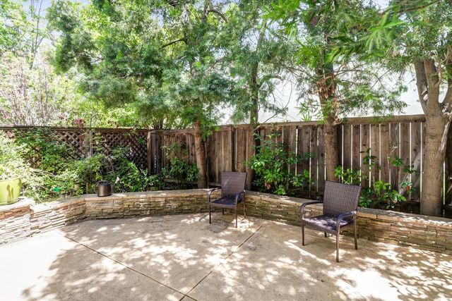 3762 Clubside Ln, Sacramento, CA 95835