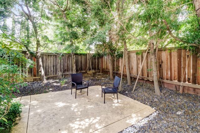 3762 Clubside Ln, Sacramento, CA 95835
