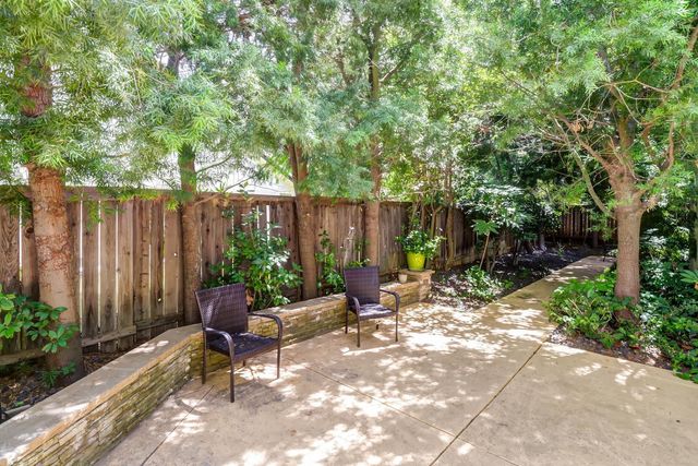 3762 Clubside Ln, Sacramento, CA 95835