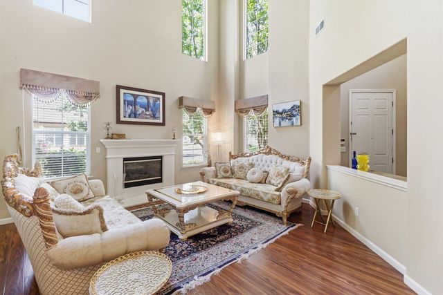 3762 Clubside Ln, Sacramento, CA 95835