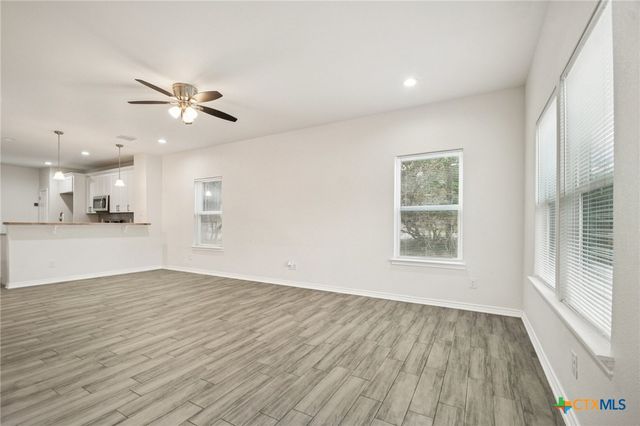 28 Deer Ridge Road, Wimberley, TX 78676