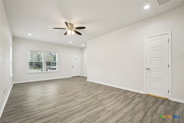 28 Deer Ridge Road, Wimberley, TX 78676