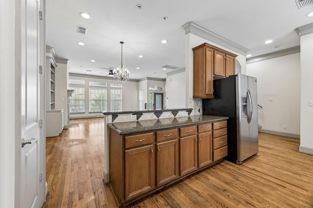 6304 Prague Street, Houston, TX 77007