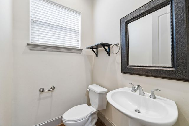 6304 Prague Street, Houston, TX 77007