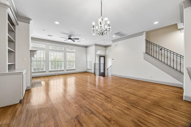 6304 Prague Street, Houston, TX 77007