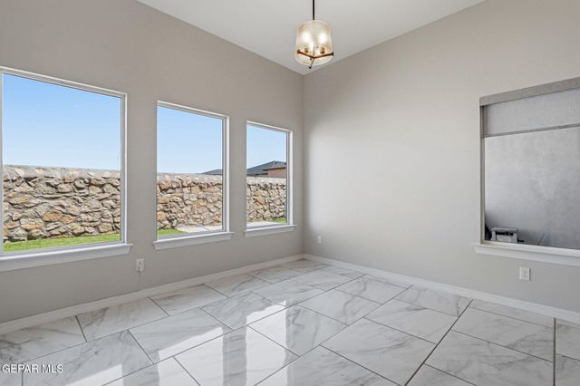 7480 NORTE CHILE Way, El Paso, TX 79934