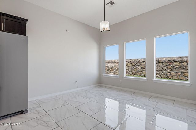7480 NORTE CHILE Way, El Paso, TX 79934