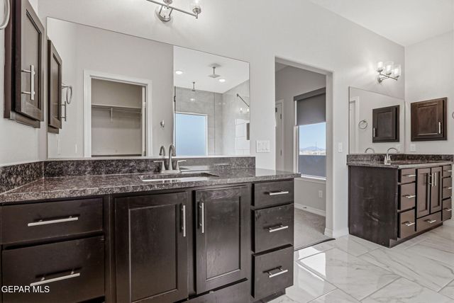 7480 NORTE CHILE Way, El Paso, TX 79934